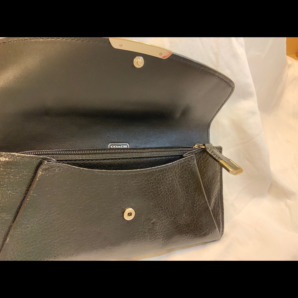 Coach authentic wallet - Picture 6 of 8
